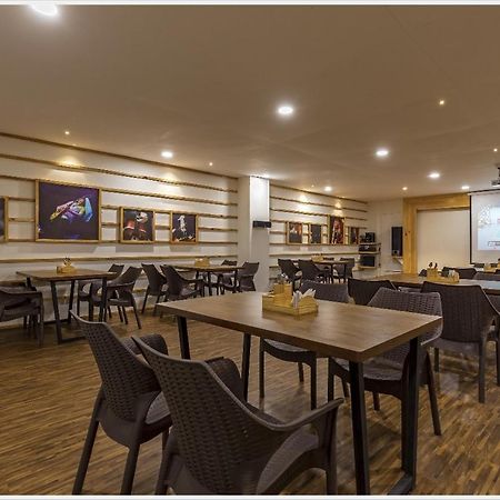 Hotel Green Field Satara Exterior foto
