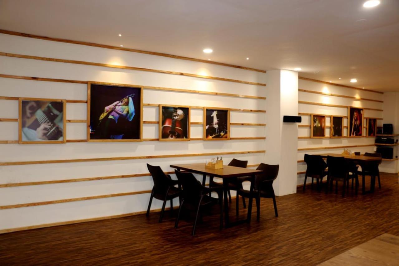 Hotel Green Field Satara Exterior foto