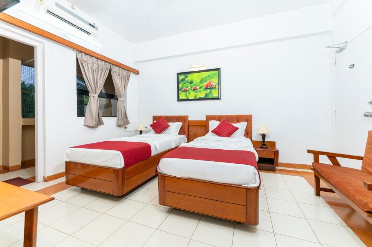 Hotel Green Field Satara Exterior foto